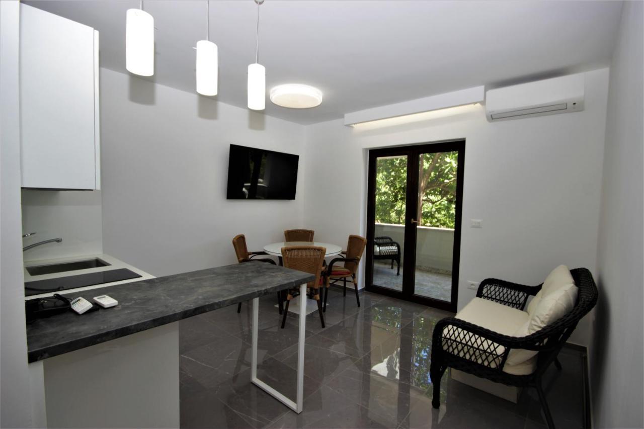 Apartments Smitran Banjole Exterior photo