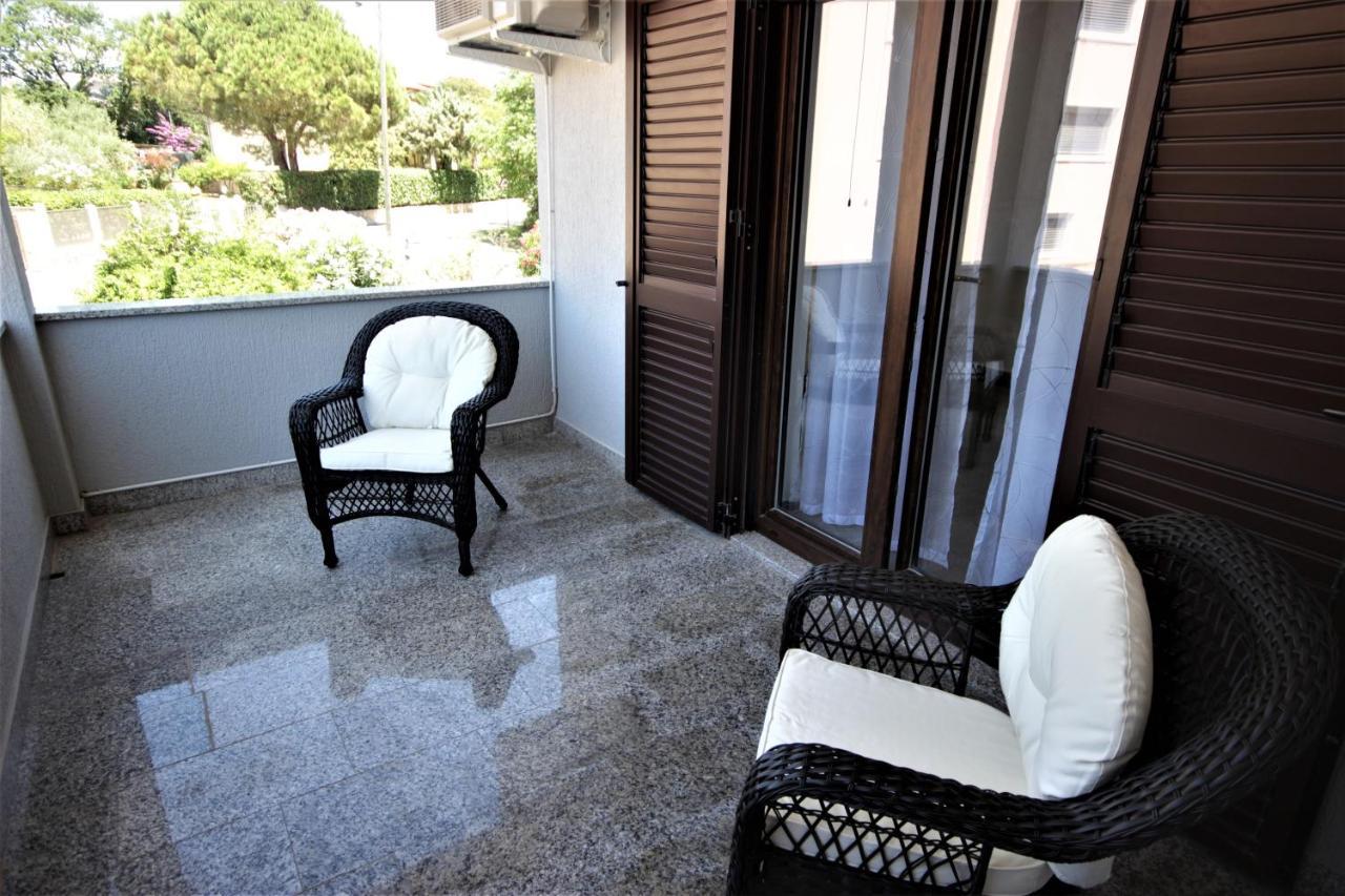 Apartments Smitran Banjole Exterior photo